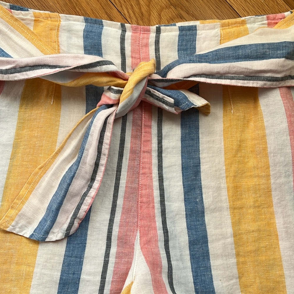 C&C CALIFORNIA 100% Linen Striped Shorts - Picture 2 of 6